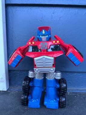 Transformers Rescue Bots Optimus Prime 10-Inch Action Figure